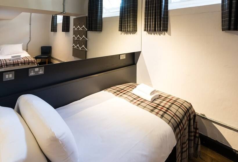 标准间, Code Pod – The Court  Edinburgh