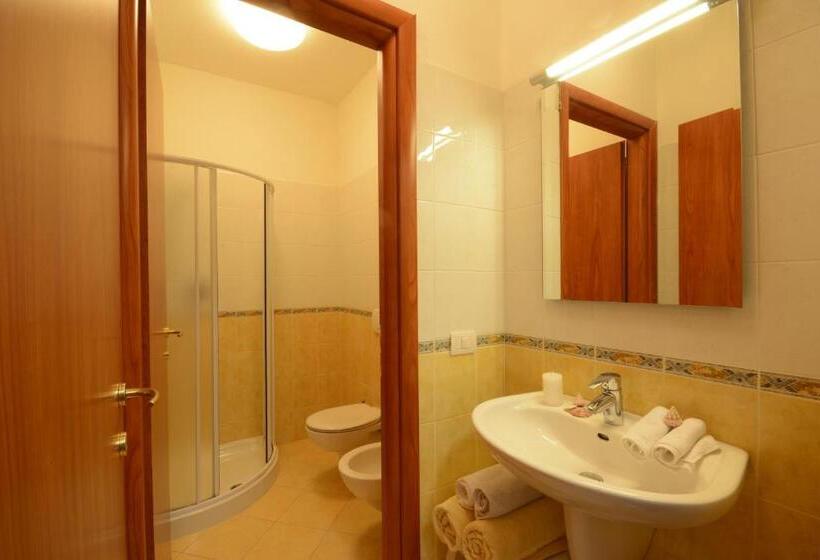 Apartamento 1 Dormitório com Terraço, Graziella Residence Appartamenti