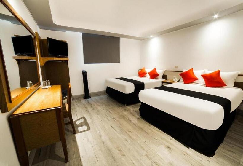 Quarto Estandar 2 Camas Casal, Marti