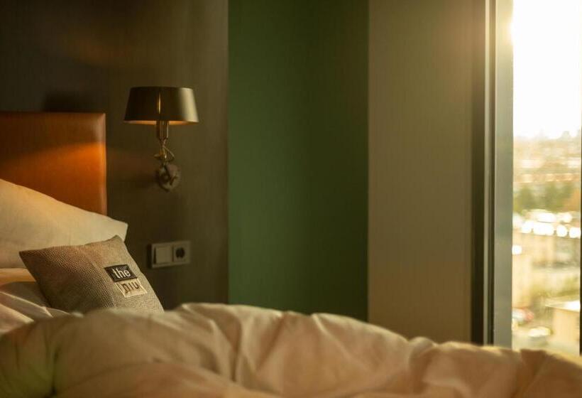 חדר אקזקיוטיב, Holiday Inn   The Niu, Fender Amsterdam
