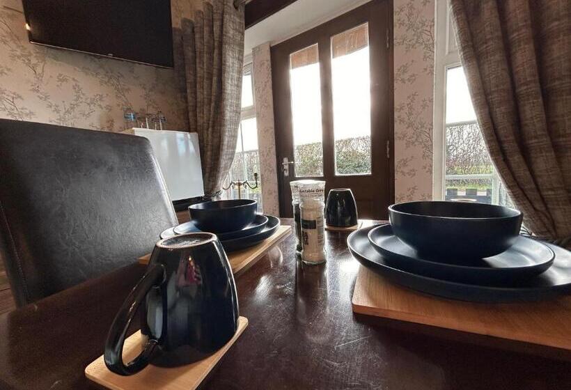 Номер Deluxe, Tafarn Y Waen   Guesthouse