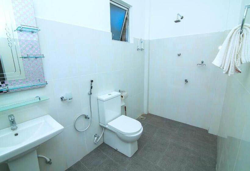 Quarto Triplo Estandar com Sacada, Sun Blue