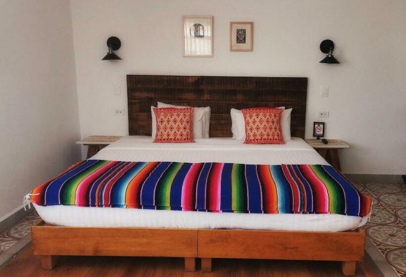 キングサイズベッドのデラックスルーム, Santa Josefita B&b