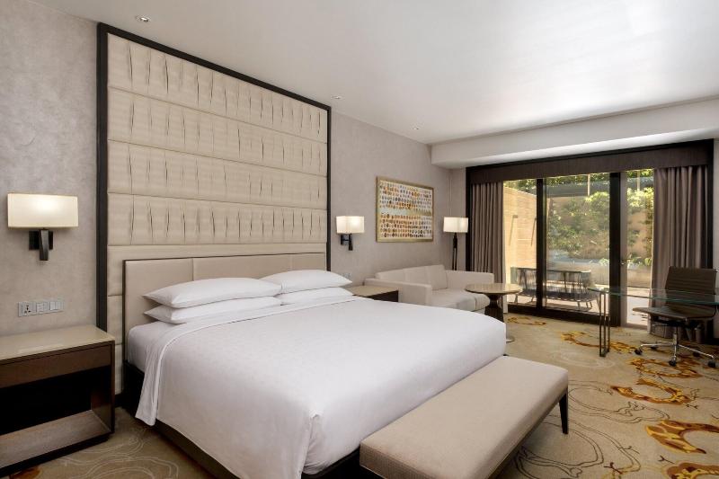 Pokój Standard Łóżko King Size, Sheraton Manila