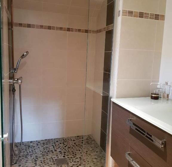 带2个卧室的公寓, Gite Et Chambres De La Porte Du Parc