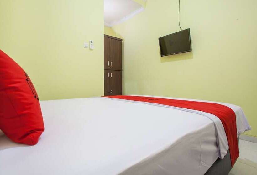 Номер Стандарт, Reddoorz Near Petra University 2