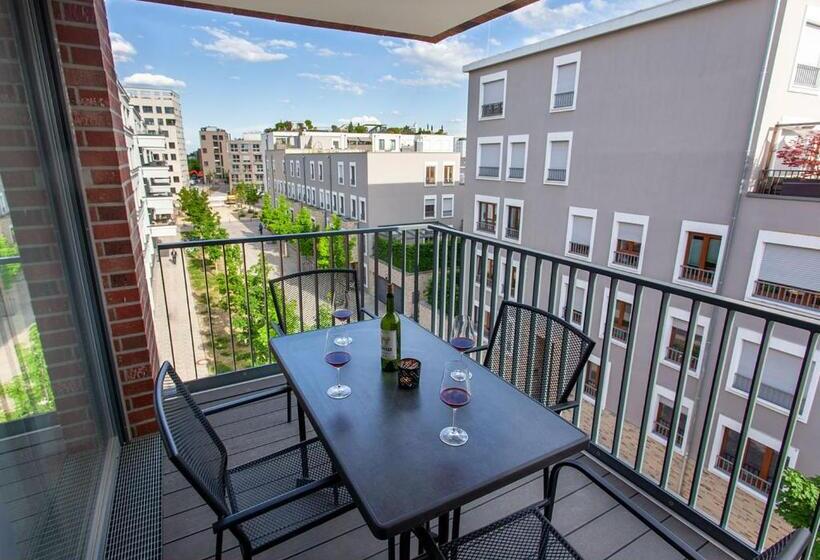 Apartamento 2 Dormitórios, Marina Apartments Regensburg