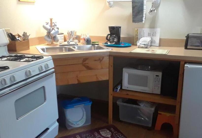 Люкс Повышенной Комфортности, Alaska's Northland Inn