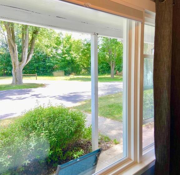 Номер Deluxe Кровать Кинг, Elk Rapids Lakeshore Inn