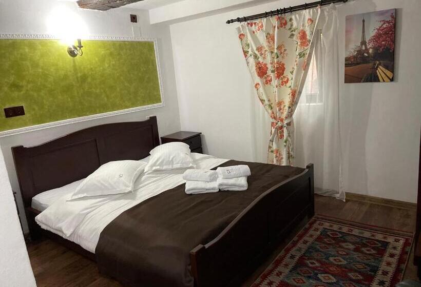 اتاق استاندارد, Pensiunea Casa Rica
