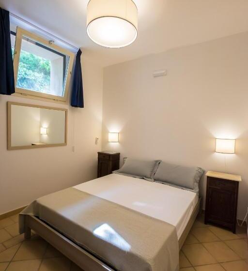 Семейный Номер, B&b Sestochilometro