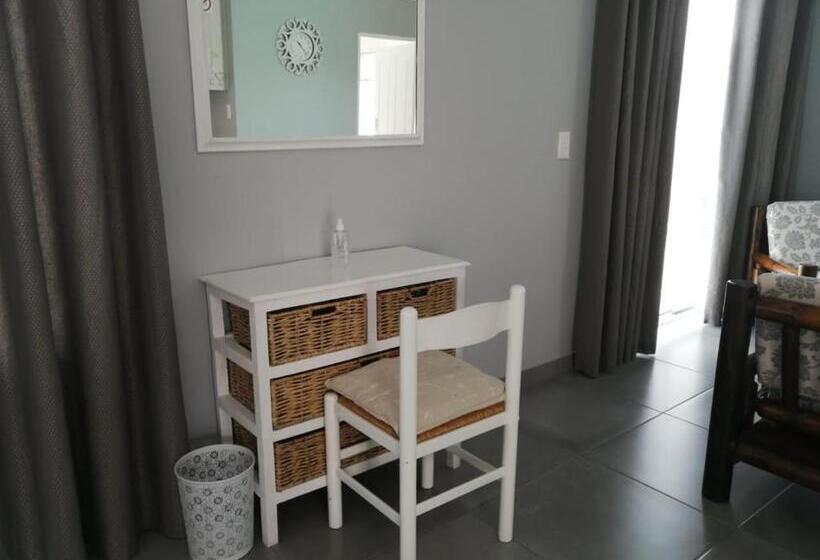 Апартаменты 1 Спальня Вид на Бассейн, Northern Vine Guesthouse B&b Self Catering