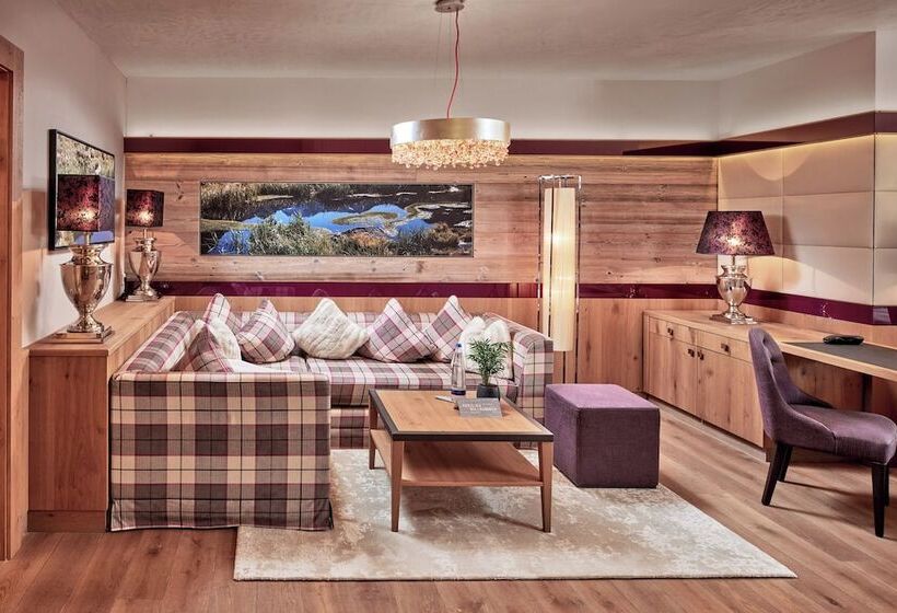 Люкс, Wellness  & Sporthotel Jagdhof