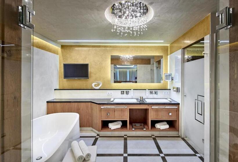Люкс Superior, Wellness  & Sporthotel Jagdhof