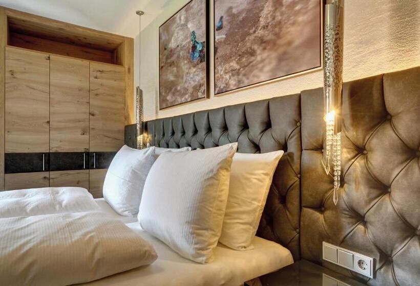 Family Suite, Wellness  & Sporthotel Jagdhof