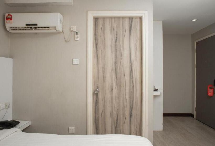 스탠다드 룸, Capital O 90083 Riverfront Inn