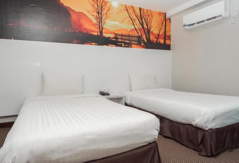 디럭스 룸, Capital O 90083 Riverfront Inn
