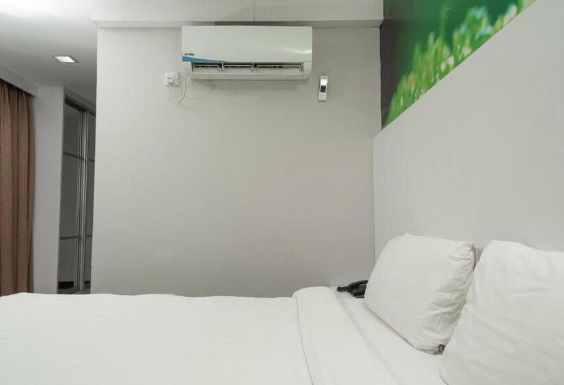 스탠다드 룸 킹사이즈 침대, Capital O 90083 Riverfront Inn