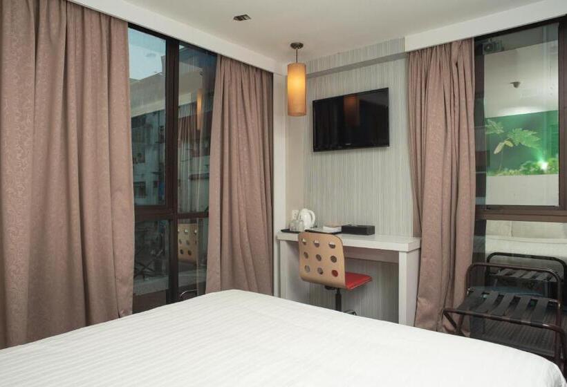 스탠다드 룸 킹사이즈 침대, Capital O 90083 Riverfront Inn
