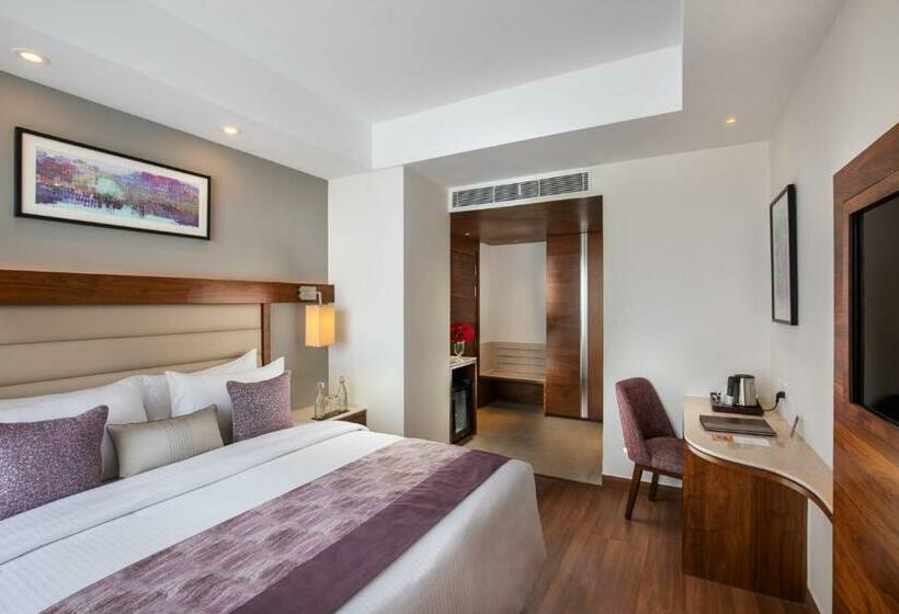 Номер Superior, Nirvana Sarovar Portico Gorakhpur
