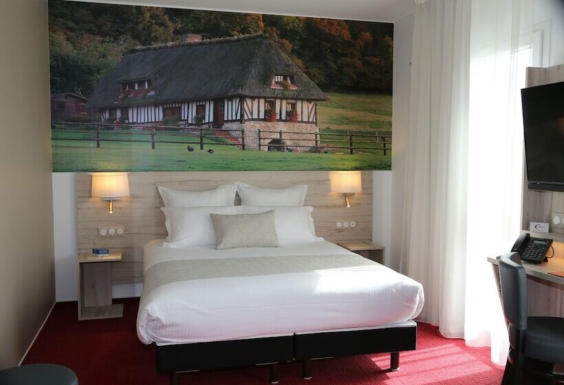 Номер Стандарт Трехместный, The Originals City, Hôtel Acadine, Pontaudemer