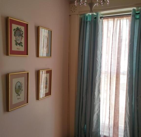 Стандартный Номер Кровать Кинг, Georges On York B&b
