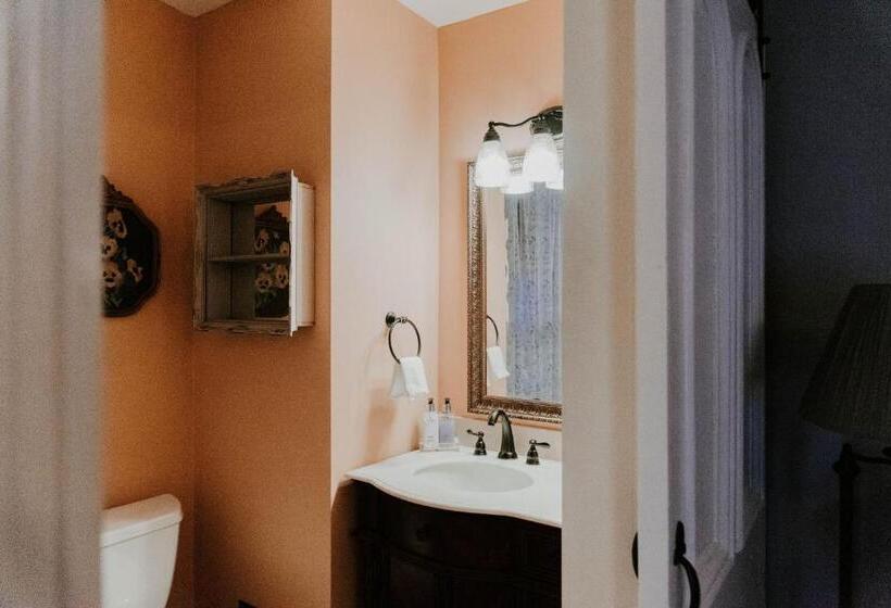 Номер Стандарт Вид на Сад, Georges On York B&b