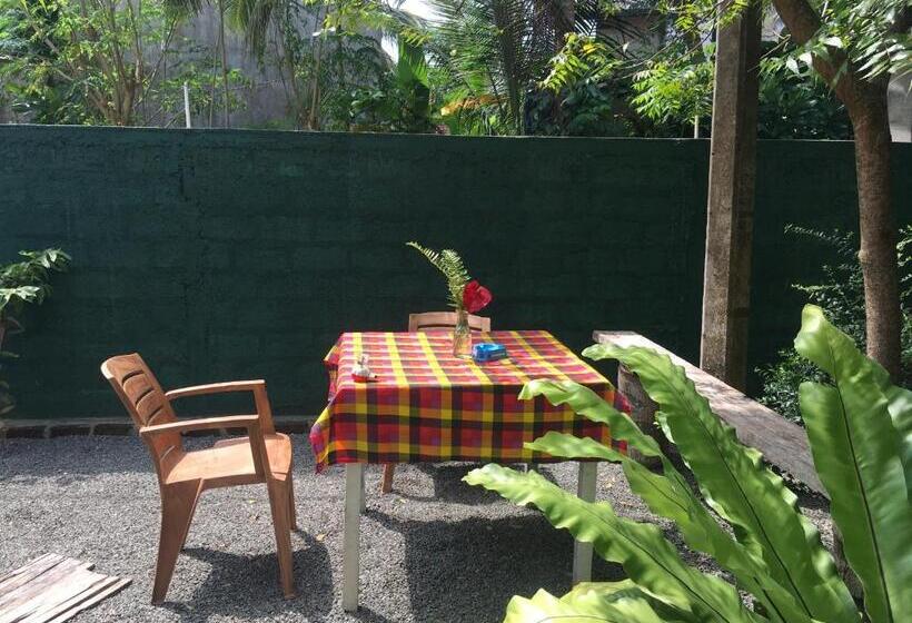 חדר סטנדרט עם מרפסת, Anthony Guesthouse