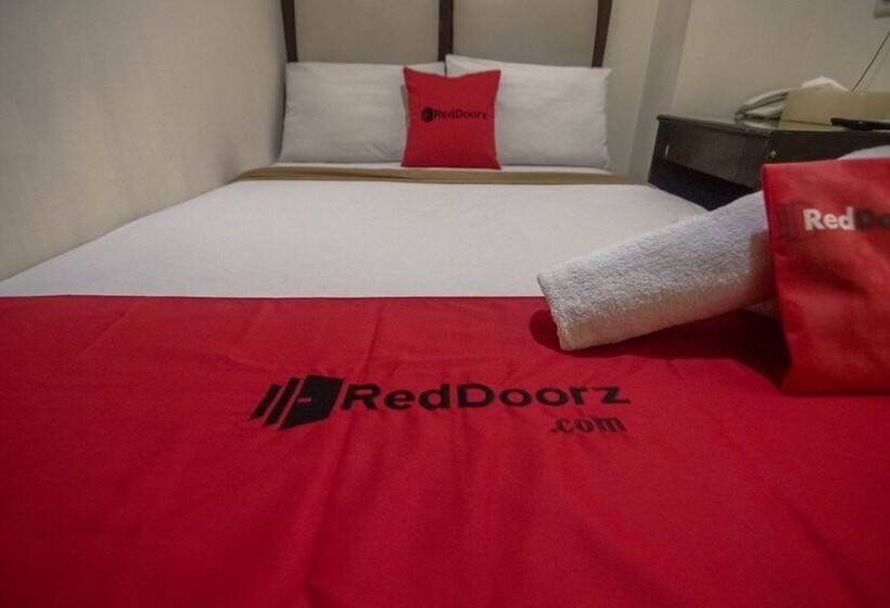 Номер Стандарт, Reddoorz Near Rs Husada