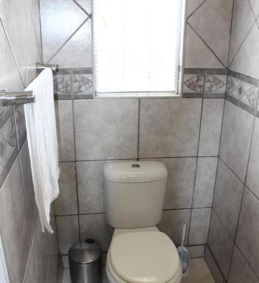 Номер Economy, House And Heart Guest House