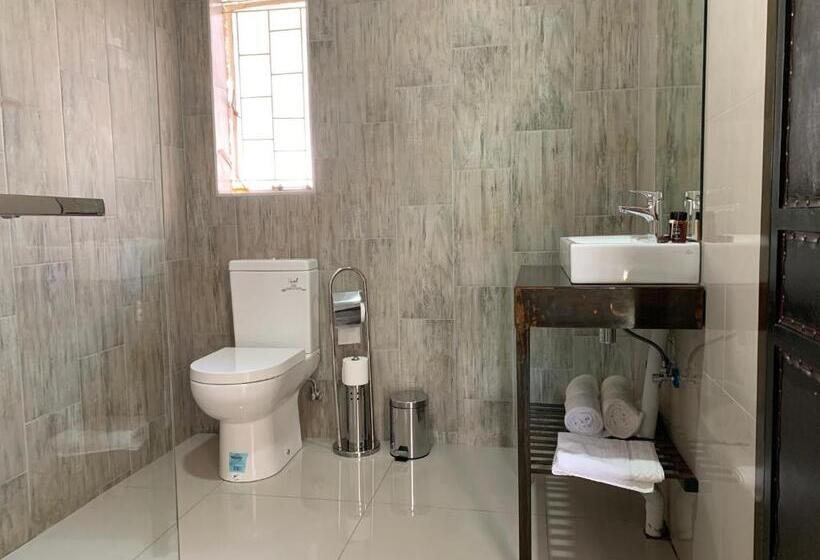 Стандартный Номер Кровать Кинг, House And Heart Guest House