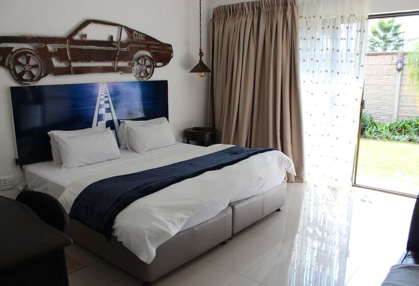 Номер Стандарт, House And Heart Guest House