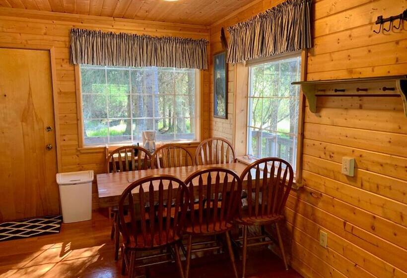 Семейный Номер Вид на Море, Clam Gulch Lodge