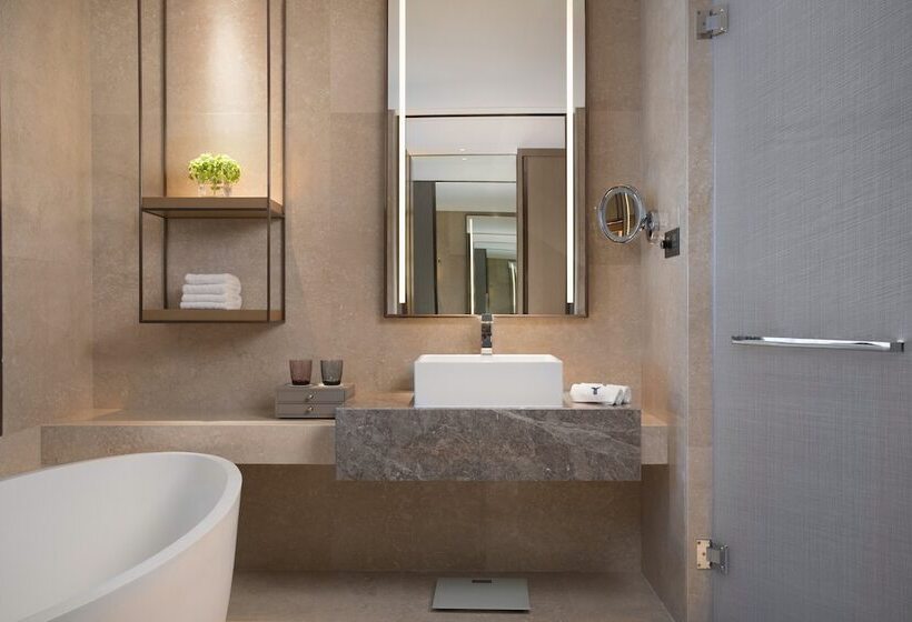 Номер Executive Вид на Море, Wyndham Grand Plaza Royale Yuzhou Xiamen   Wuyuan Bay