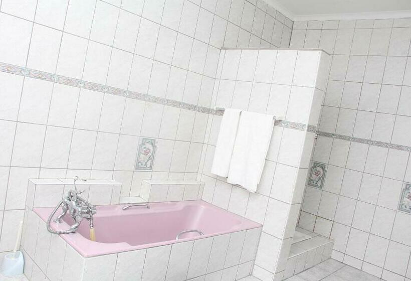 Семейный Номер Deluxe, Fomo Lodge