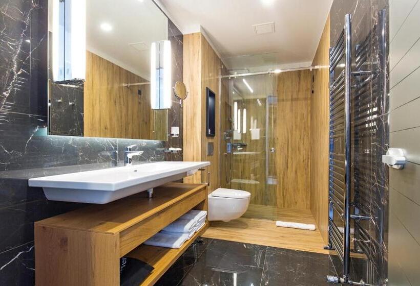 اتاق لوکس خانوادگی, Gorski Hotel & Spa