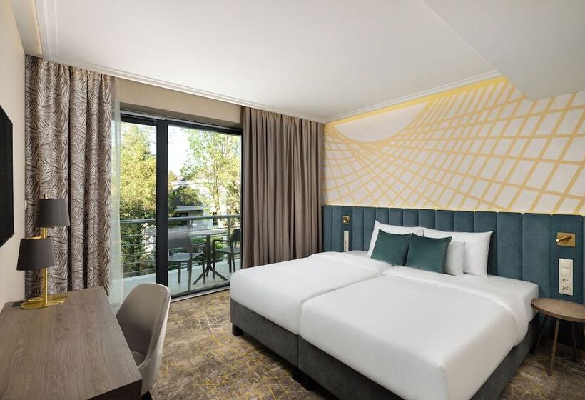 Номер Superior Вид на Город, Kenese Bay Garden Resort & Conference