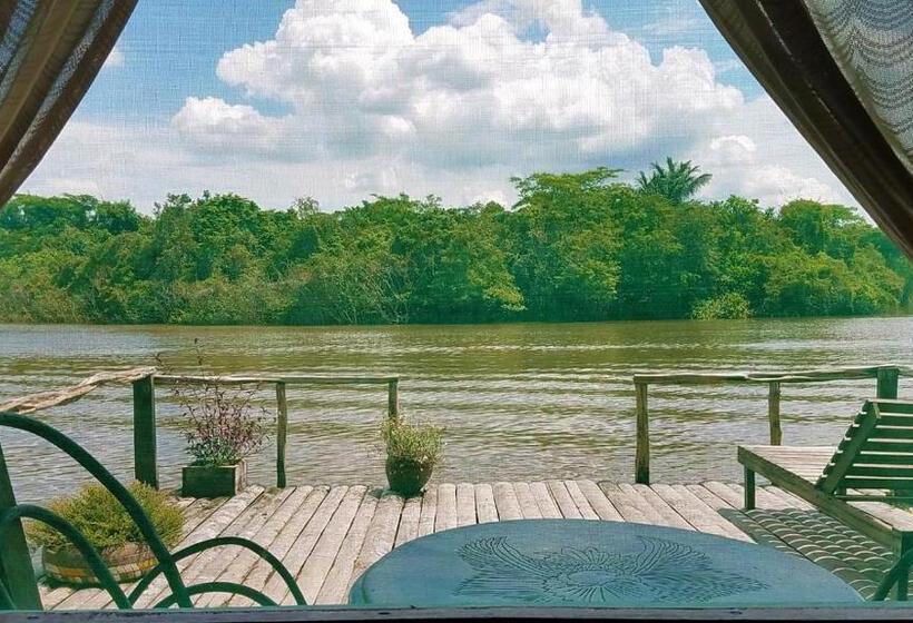 Standard Bungalow, Amazon Oasis Floating Lodge