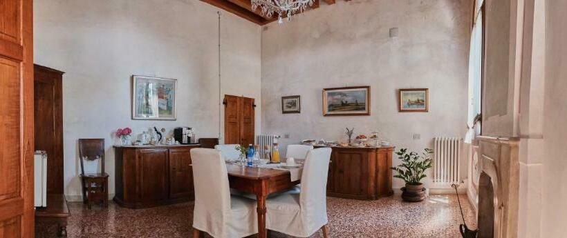 디럭스 룸, Villa Caotorta