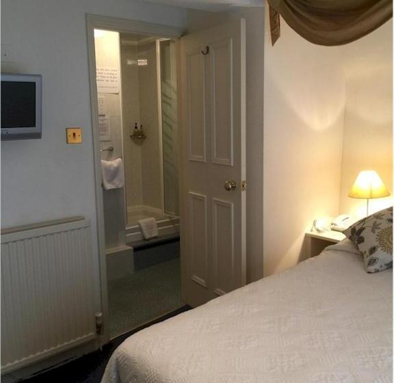 Номер Стандарт, Bath Place Hotel Limited