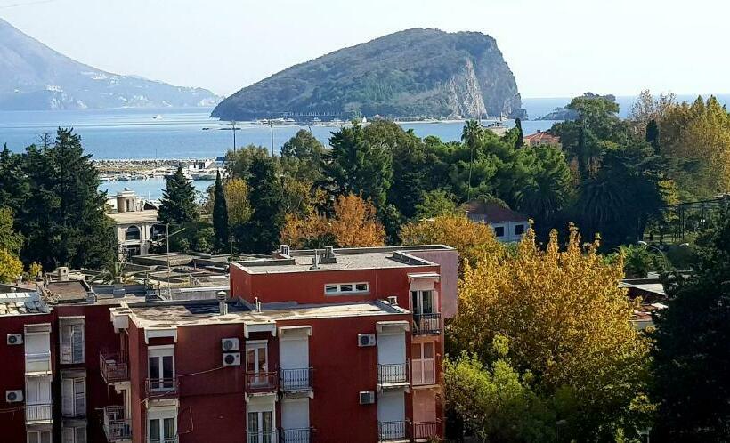 آپارتمان 1 خوابه با چشم‌انداز دریا, Olimp Lux Ii