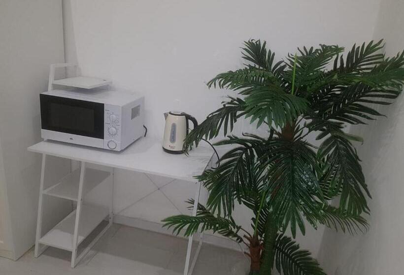Номер Стандарт Индивидуальный, Bed Rho Stazione