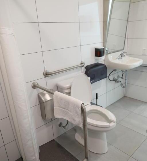 身障者適用スタンダードルーム, Canmore Downtown Hostel