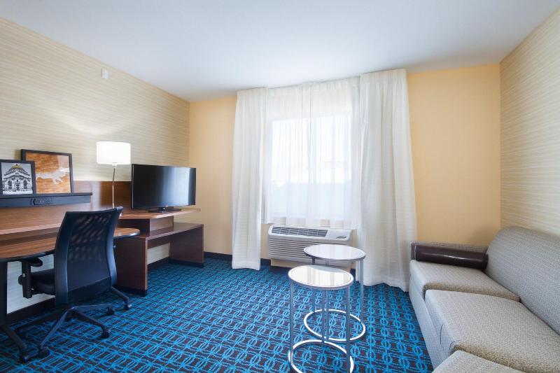 Люкс Кровать Кинг, Fairfield Inn & Suites By Marriott Buffalo Amherst/university