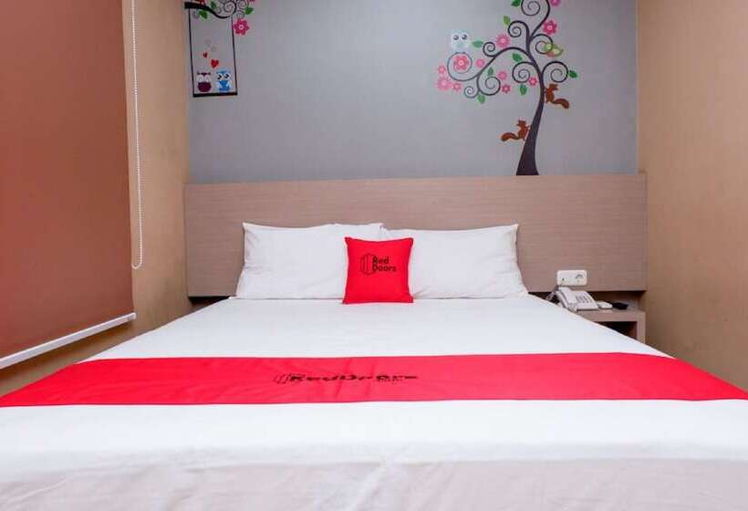 Номер Deluxe, Reddoorz Near Java Supermall Semarang
