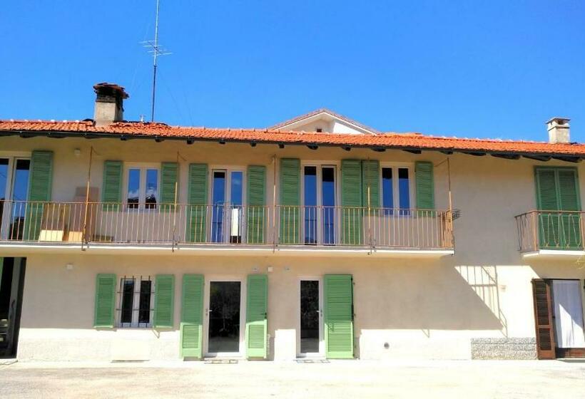 Номер Стандарт Трехместный, B&b Madama Granèt