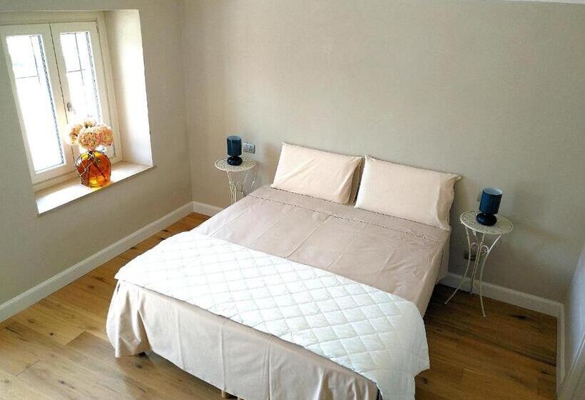 Номер Стандарт, B&b Madama Granèt