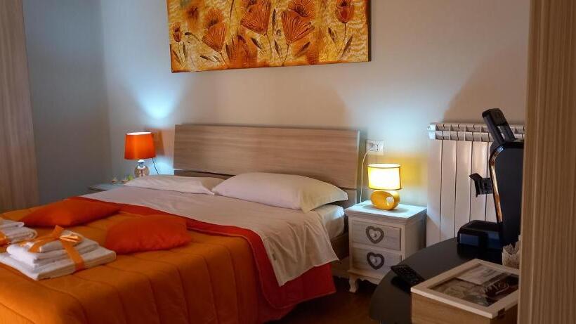 Трехместный Номер Стандарт с Балконом, B&b Le Bacette