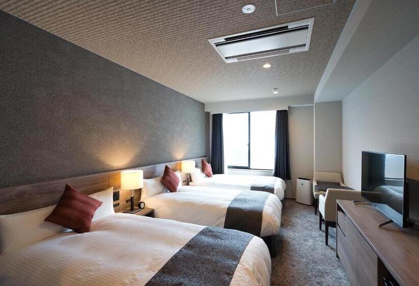اتاق استاندارد سه نفره, Winery Hotel And Condominium Hitohana