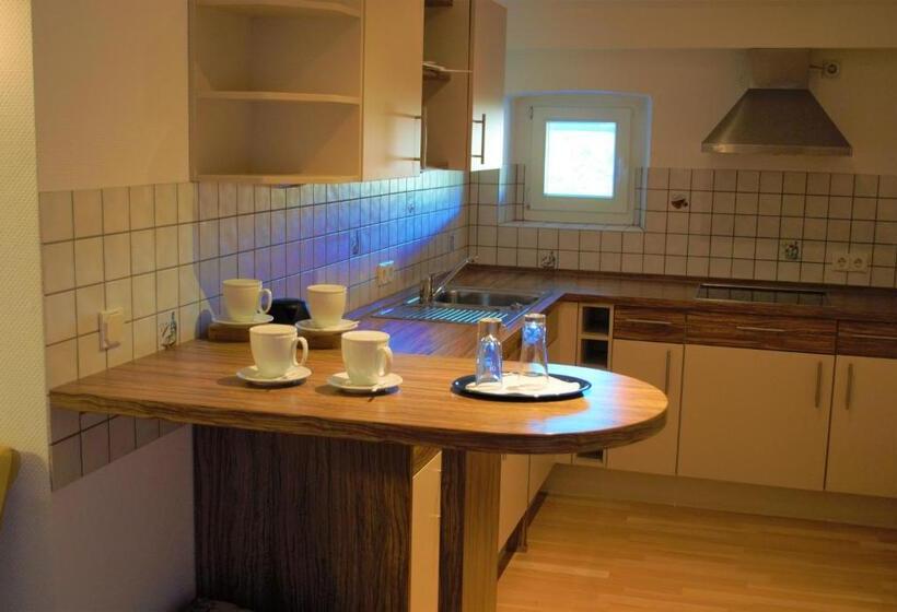 Apartamento 1 Dormitório, Am Bahnhof